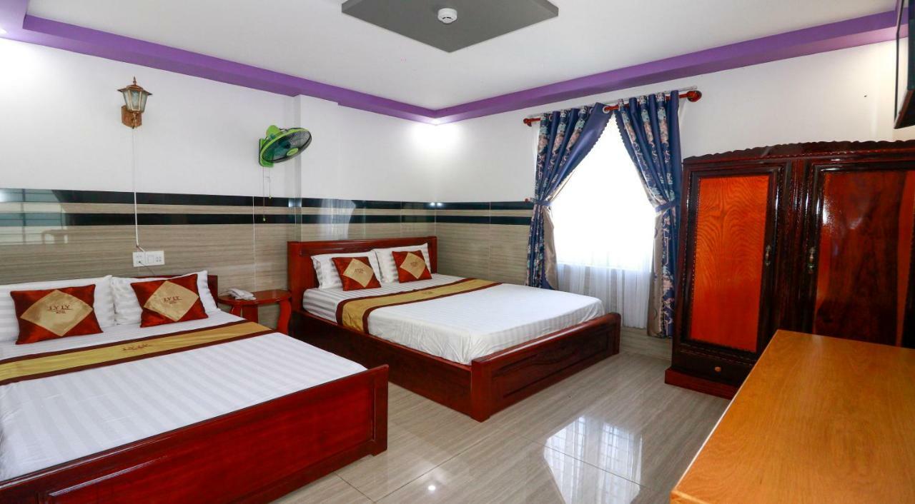 Lucky Hotel Куинён Экстерьер фото
